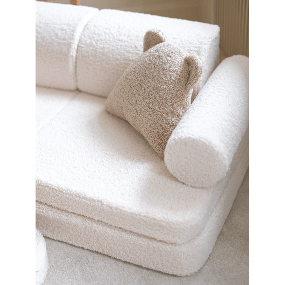 Wigiwama Settee - Teddy Boucle