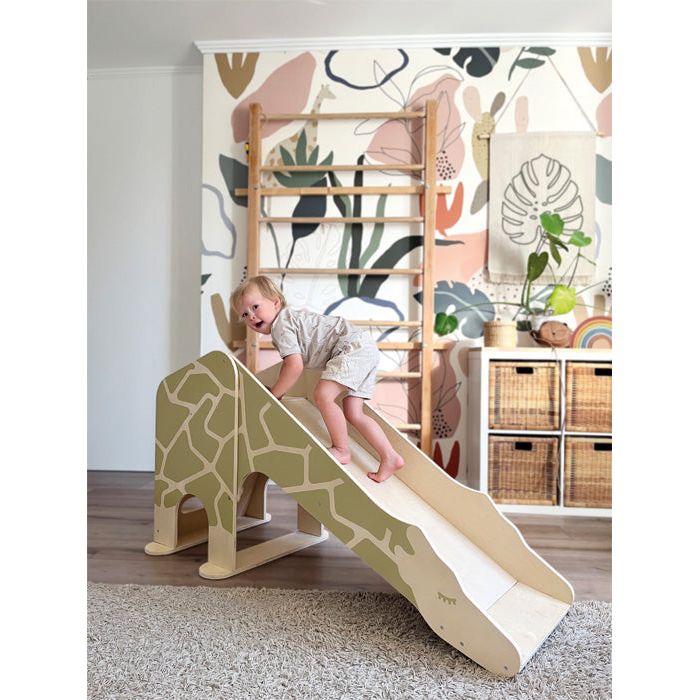 Small Foot Indoor Giraffe Slide - Wildlife