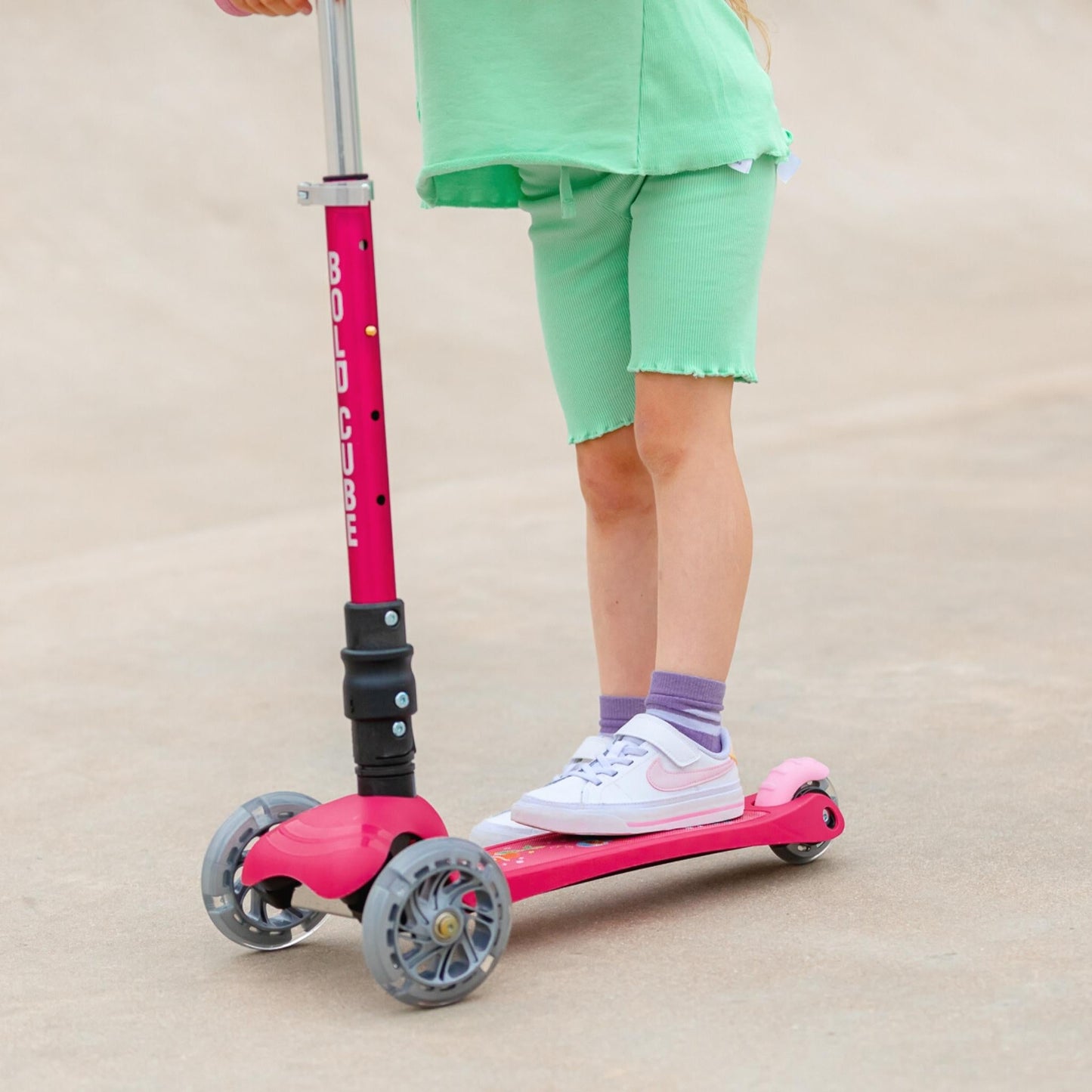 BOLDCUBE Mermaid - Teeny Fold 3 Wheel Scooter