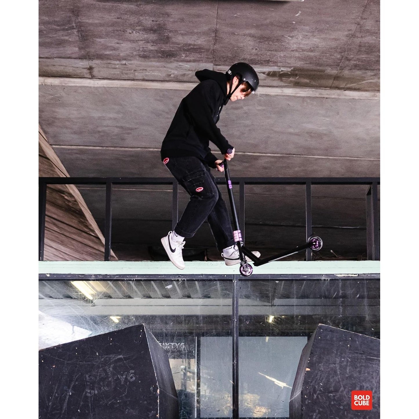 BOLDCUBE Navy - Deluxe Stunt Scooter