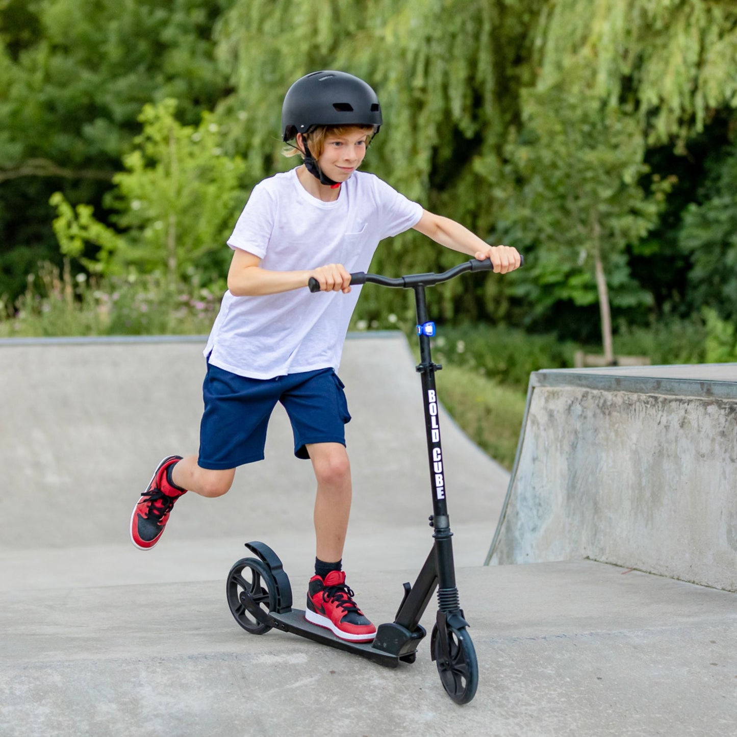 BOLDCUBE Charcoal - Big 2 Wheel Scooter