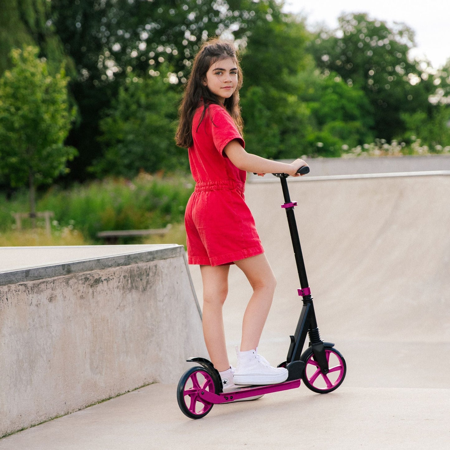 BOLDCUBE Magenta - Big 2 Wheel Scooter