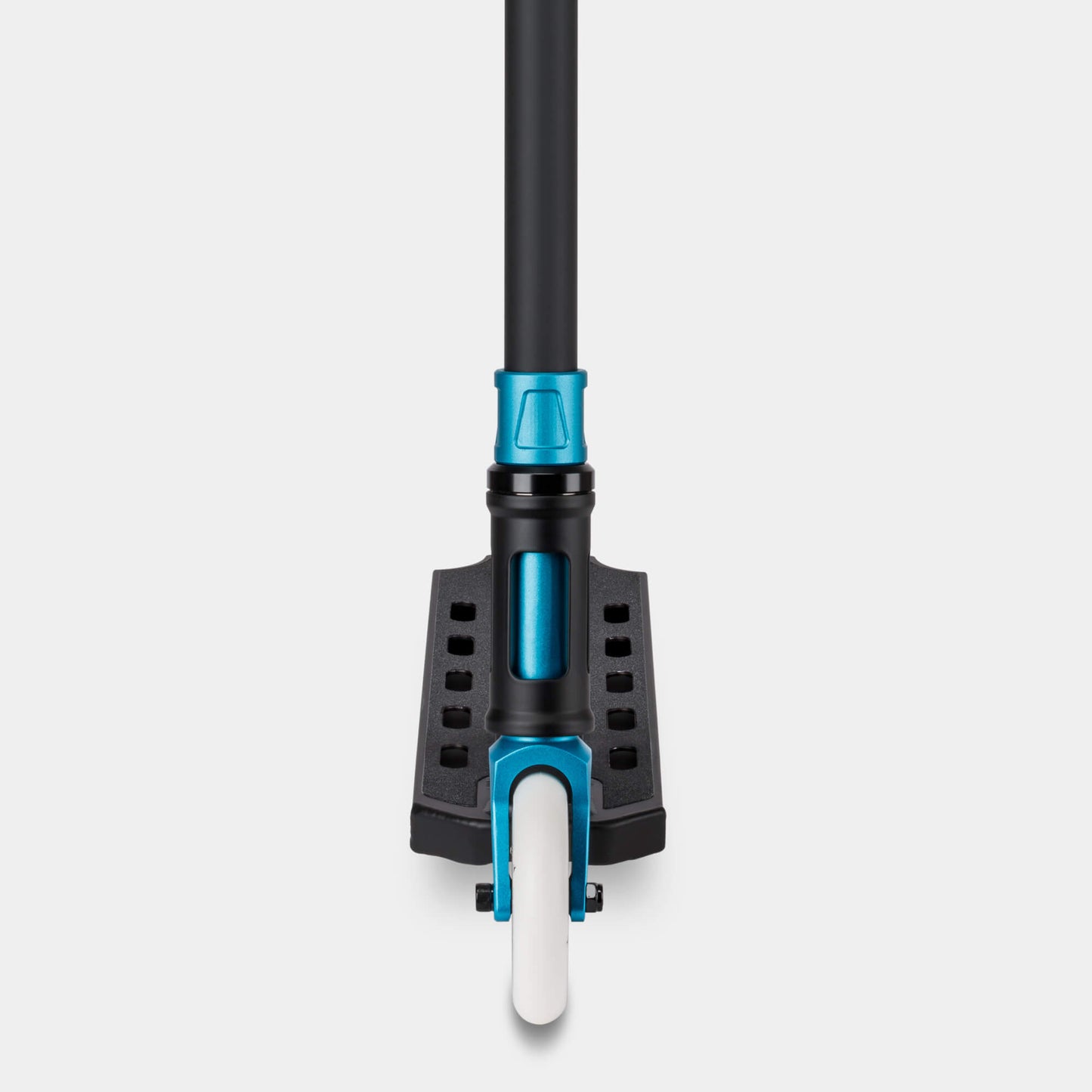 Chilli Pro Ventus M Black/White Stunt Scooter