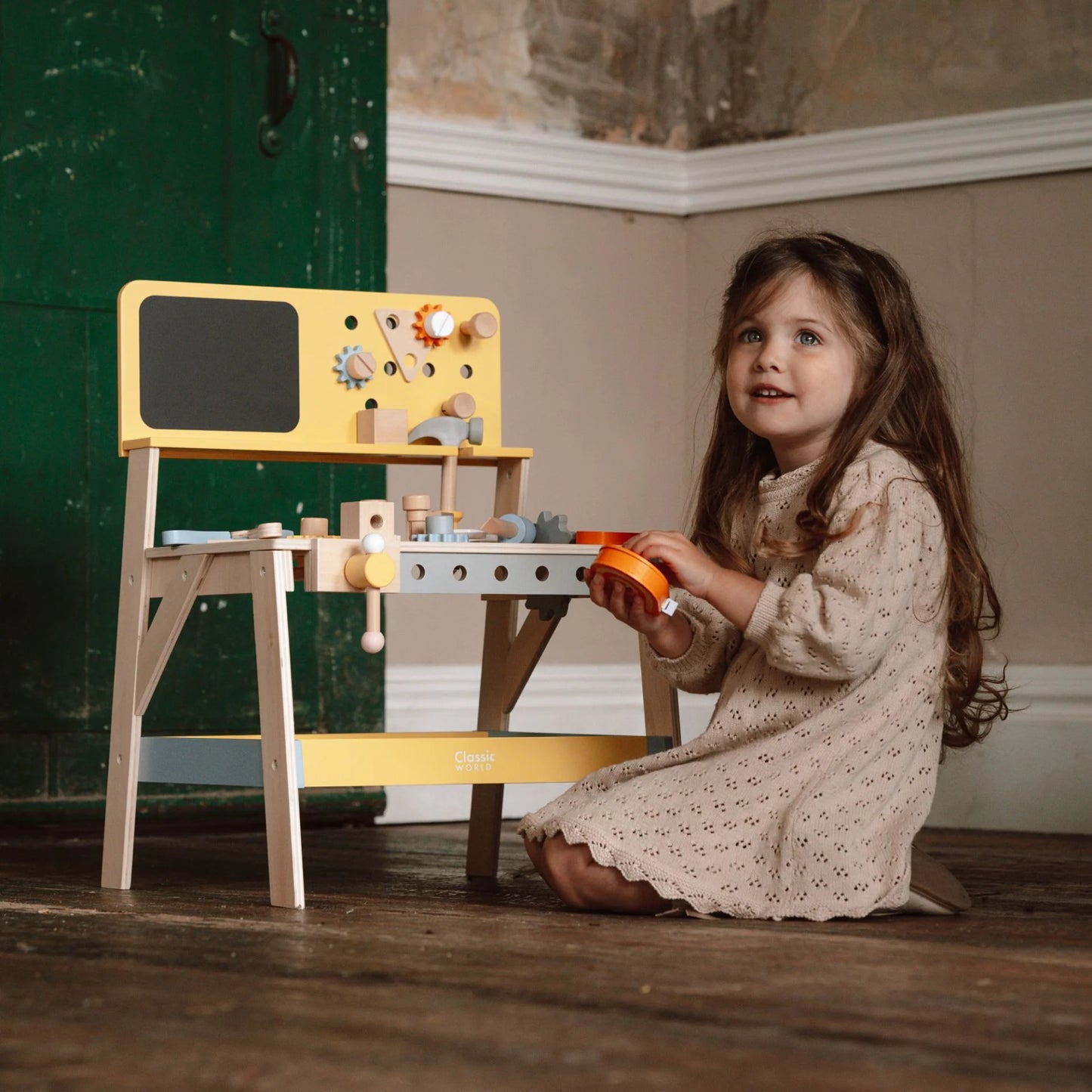 Classic World - Modern Tool Bench