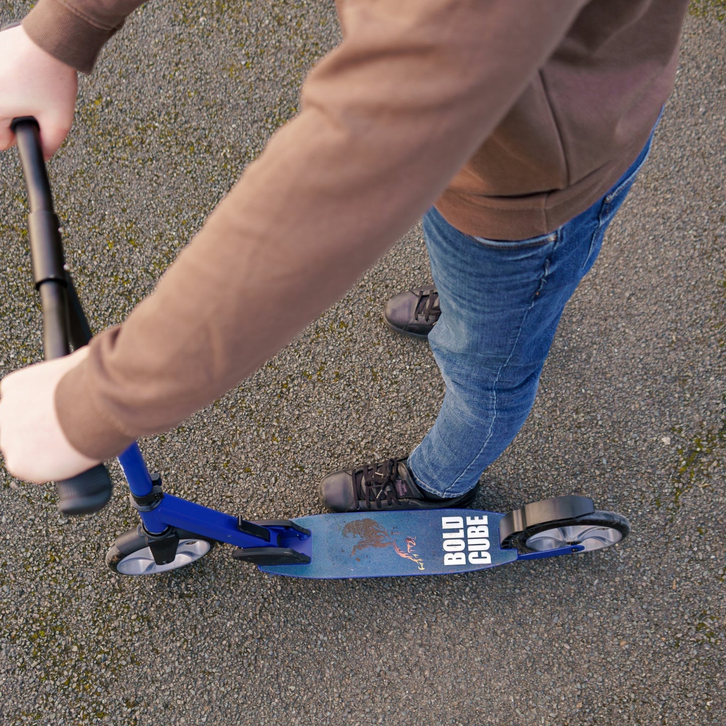 BOLDCUBE Navy - Big 2 Wheel Scooter