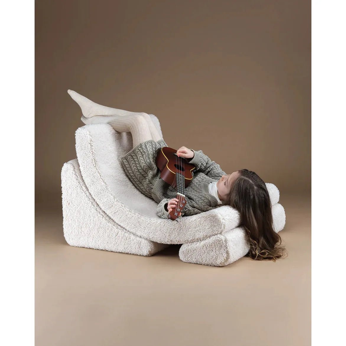 Wigiwama Moon Chair - Teddy Boucle
