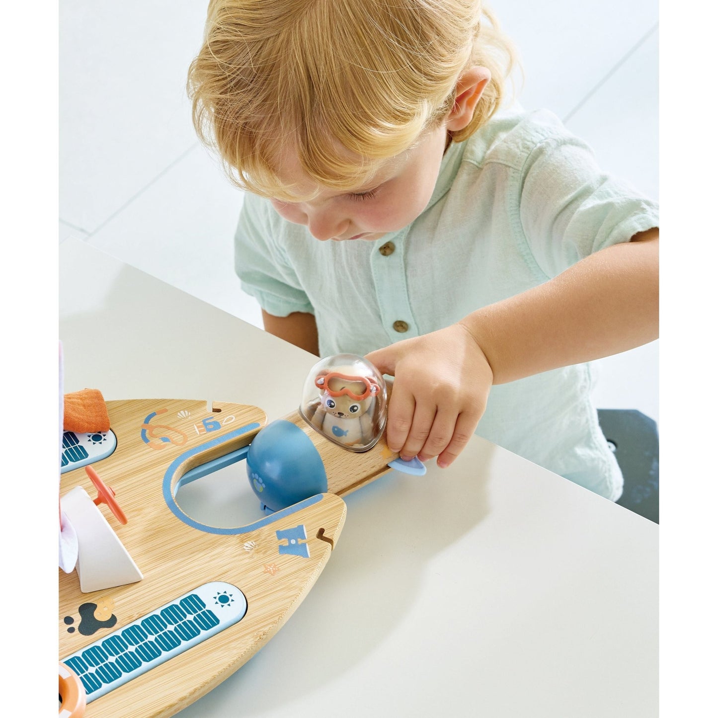 Hape Eco Catamaran Rescue