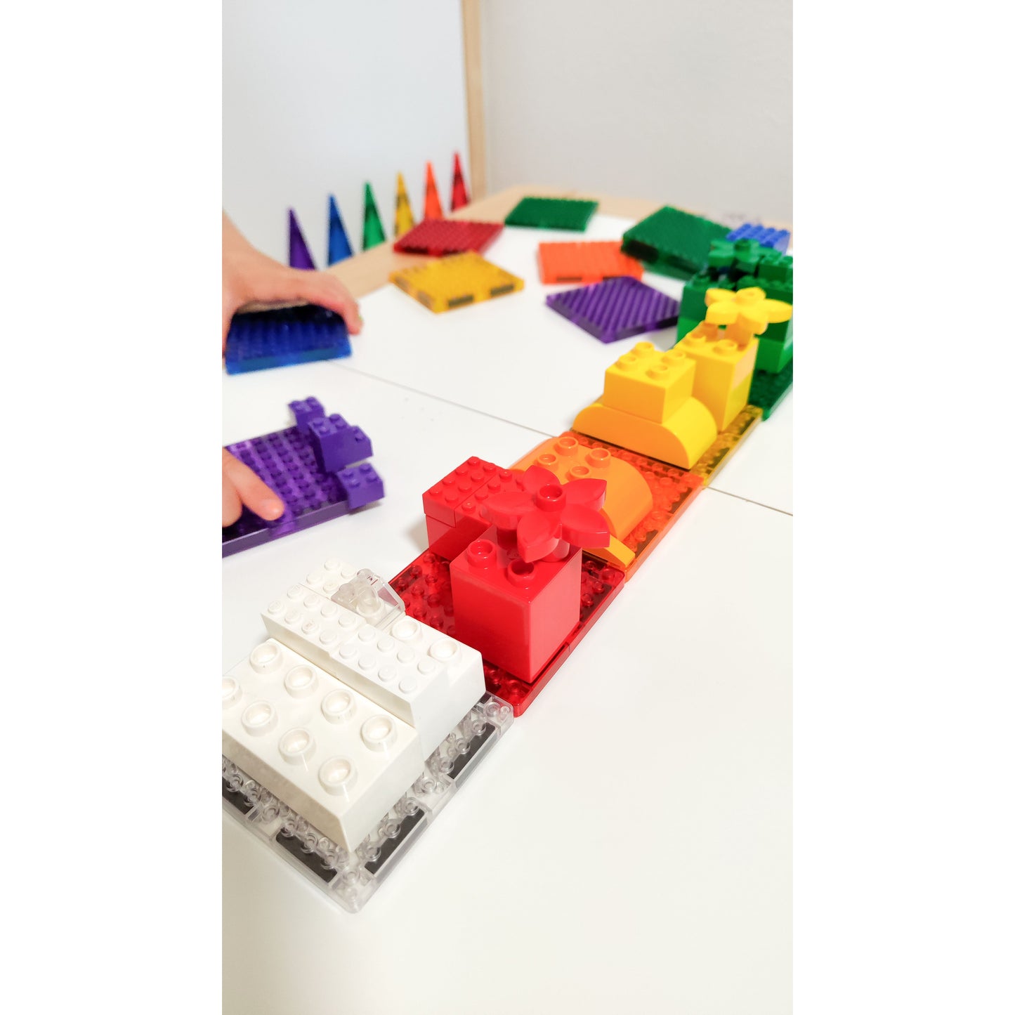 Cleverclixx Brick Tiles Pack Intense | 16 pieces