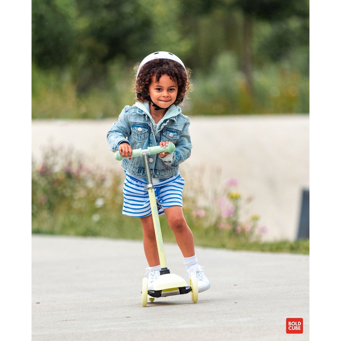 BOLDCUBE Lemon - Teeny 3 Wheel Scooter