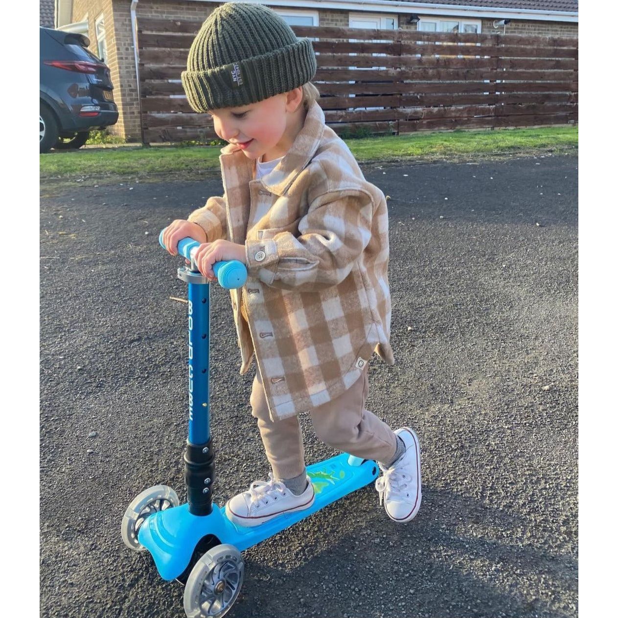 BOLDCUBE Dinosaur - Teeny Fold 3 Wheel Scooter