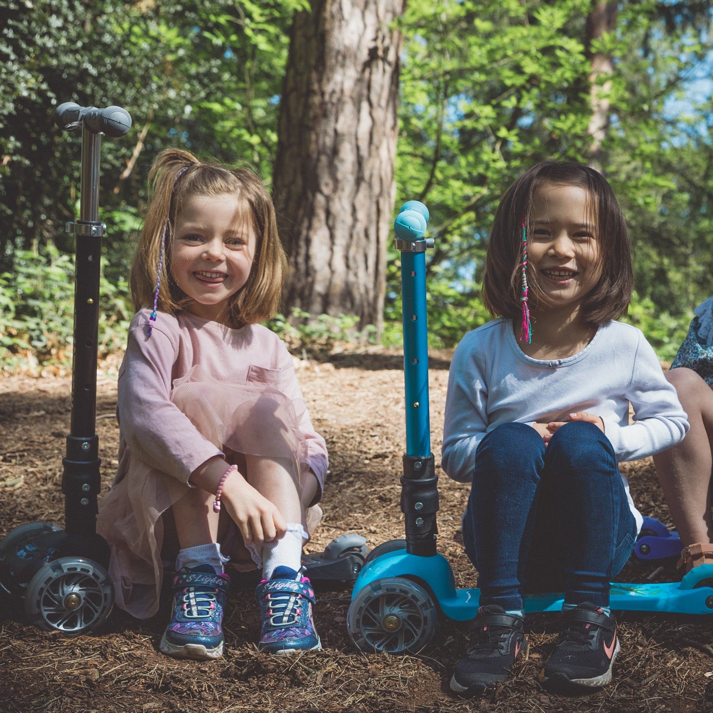 BOLDCUBE Rocket - Teeny Fold 3 Wheel Scooter
