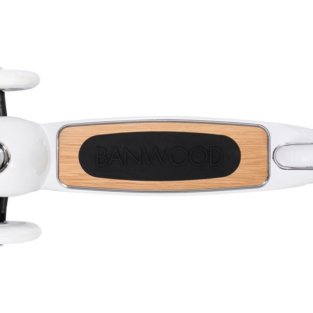 Banwood Scooter Age 3+ in White deck from above
