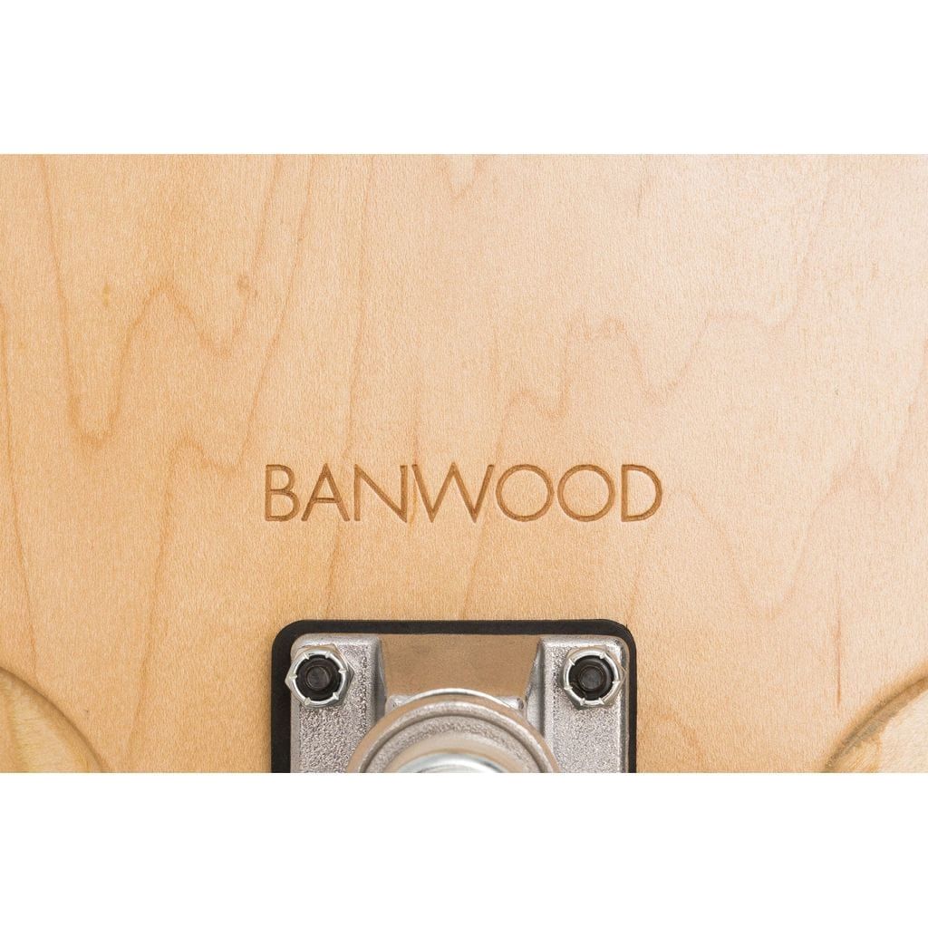 Banwood Kids Skateboard - Green with logo on underside