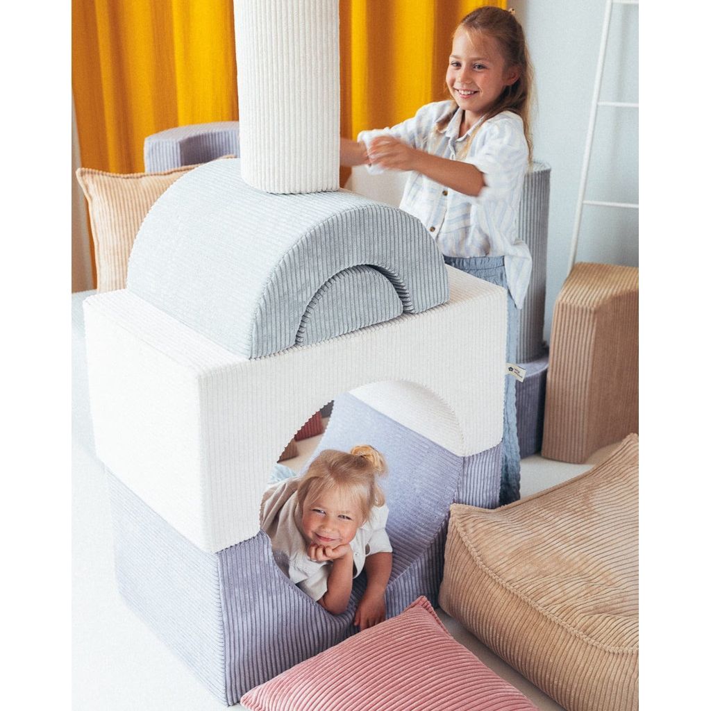 Wigiwama Blueberry Blue Rainbow Softplay Set with girl in the middle