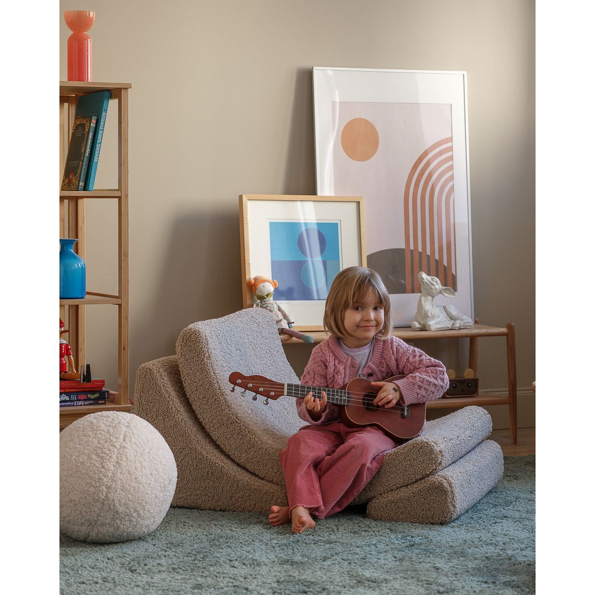 Wigiwama Moon Chair - Teddy Boucle