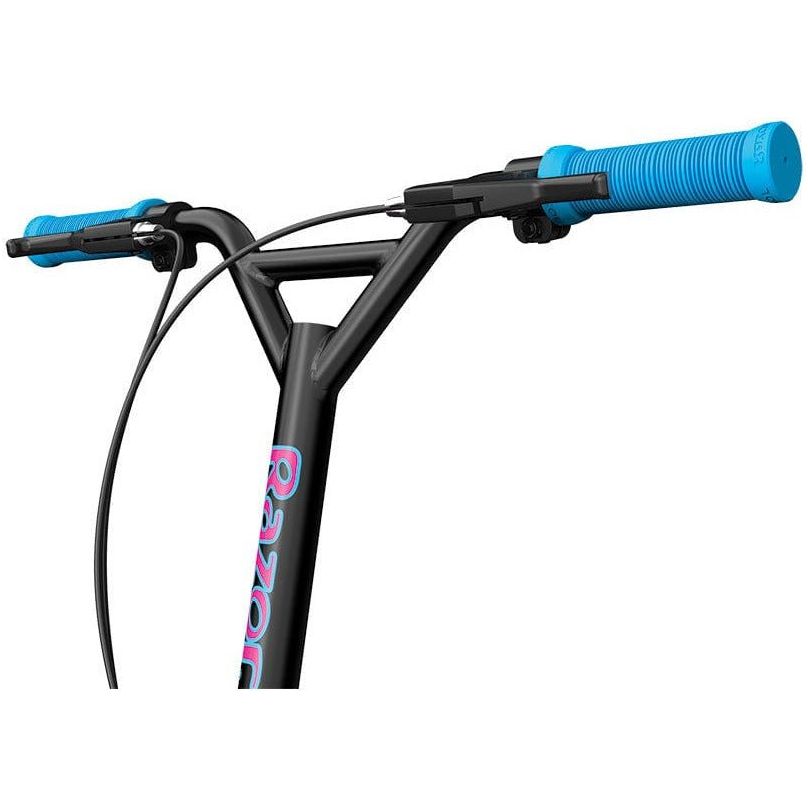Razor Flashback Scooter - Pink handlebars and brakes