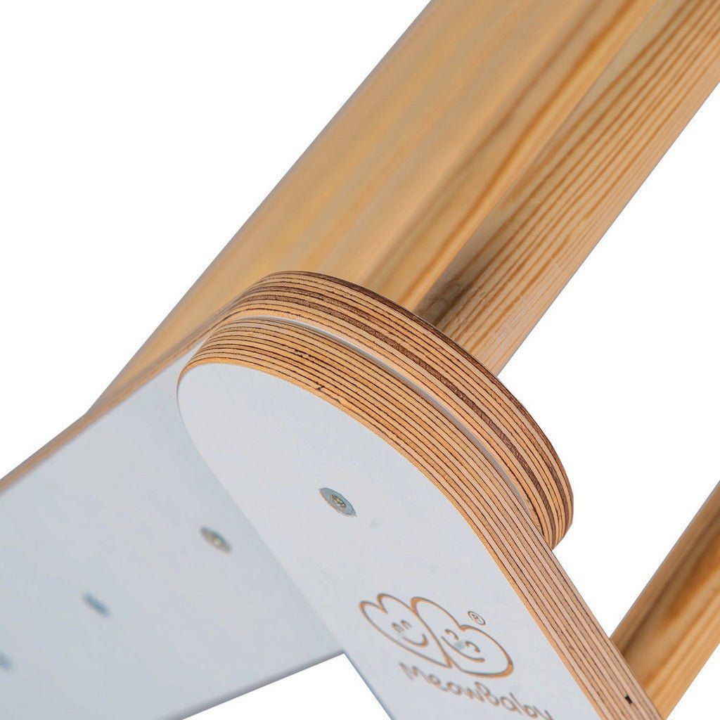 close up of high quality wood on the Montessori climbing ladder