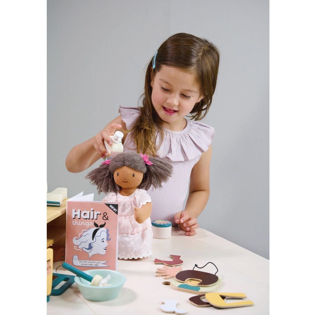 Tender Leaf Wooden Hair Salon
