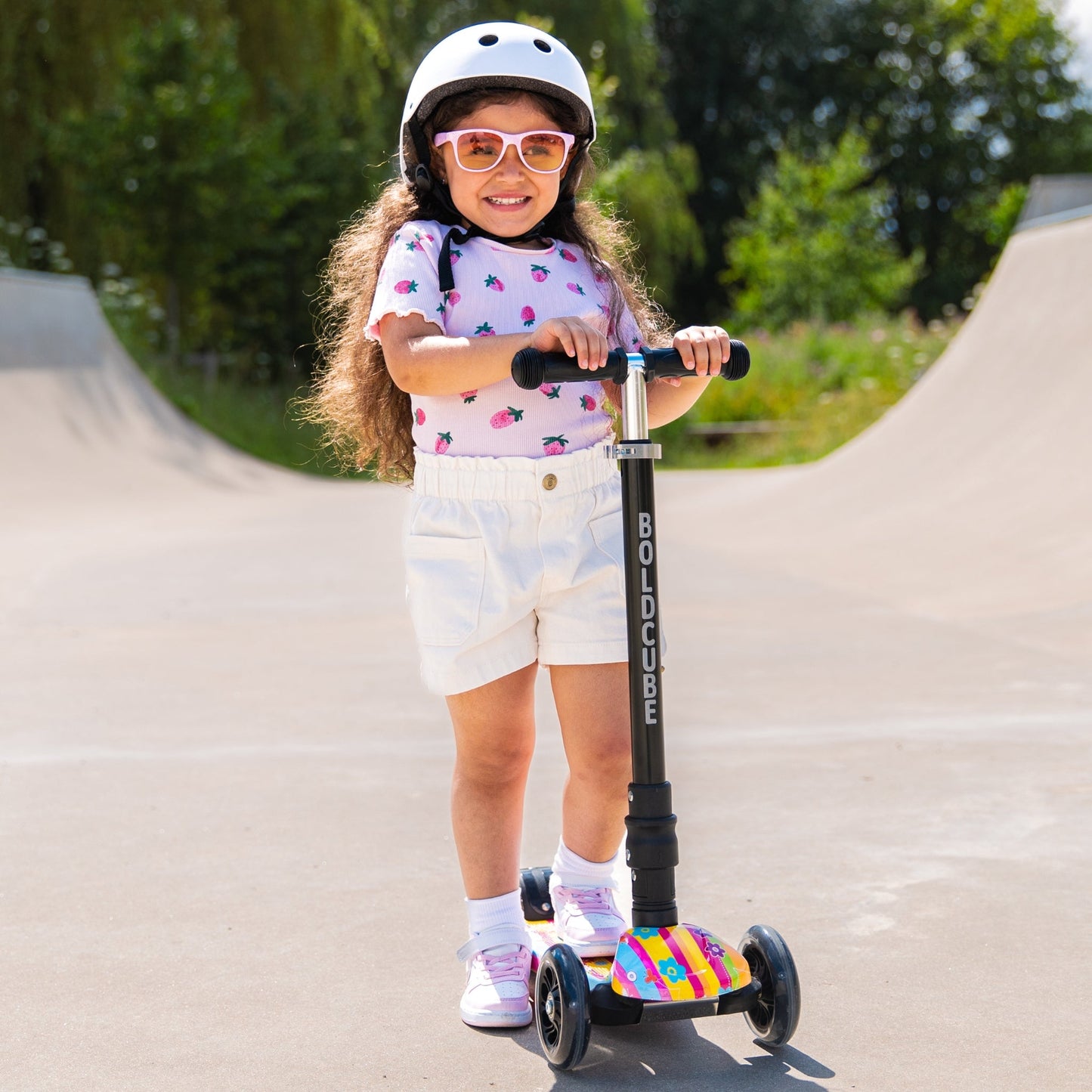 BOLDCUBE Flower Power - Big 3 Wheel Scooter