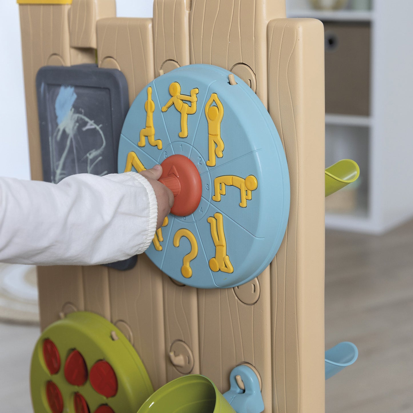 Smoby Activity Wall - 2 Years +