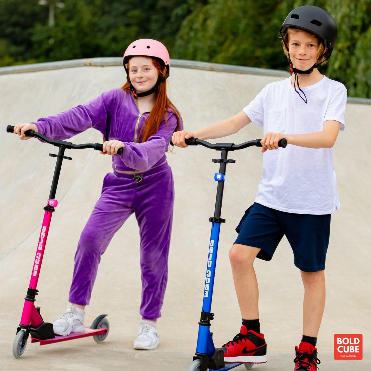 BOLDCUBE Fuchsia - Deluxe 2 Wheel Scooter