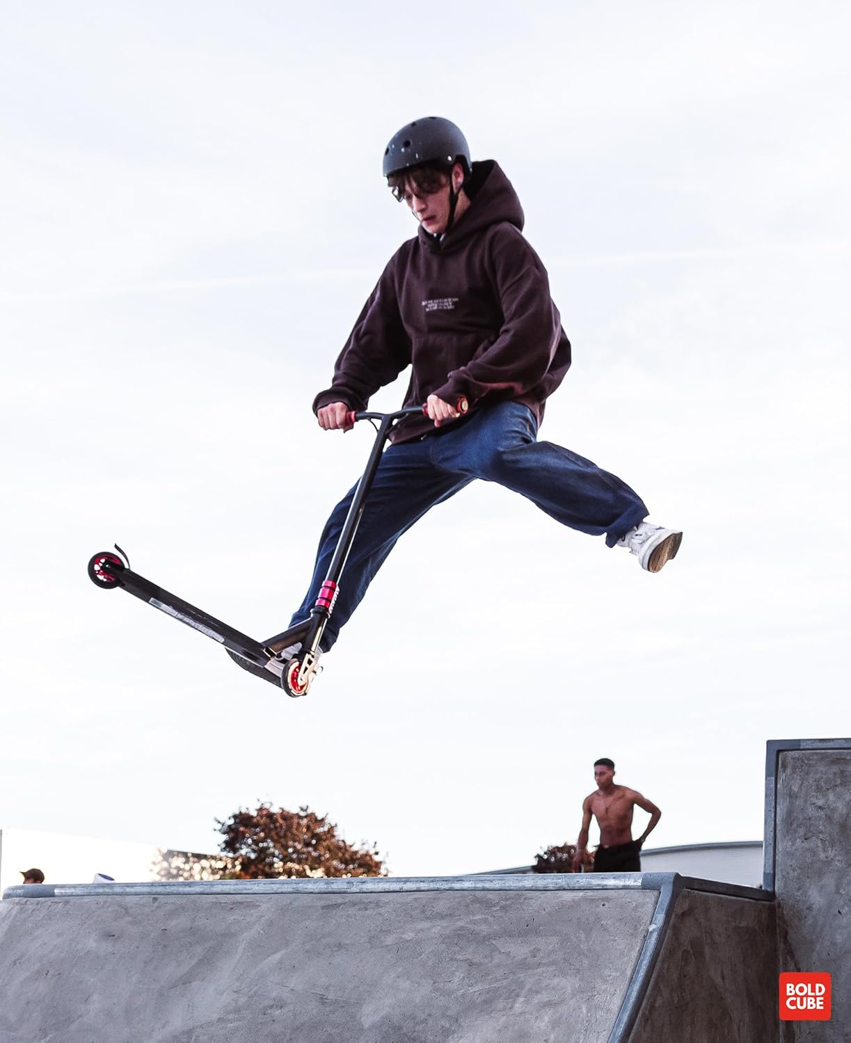 BOLDCUBE Cyan - Deluxe Stunt Scooter