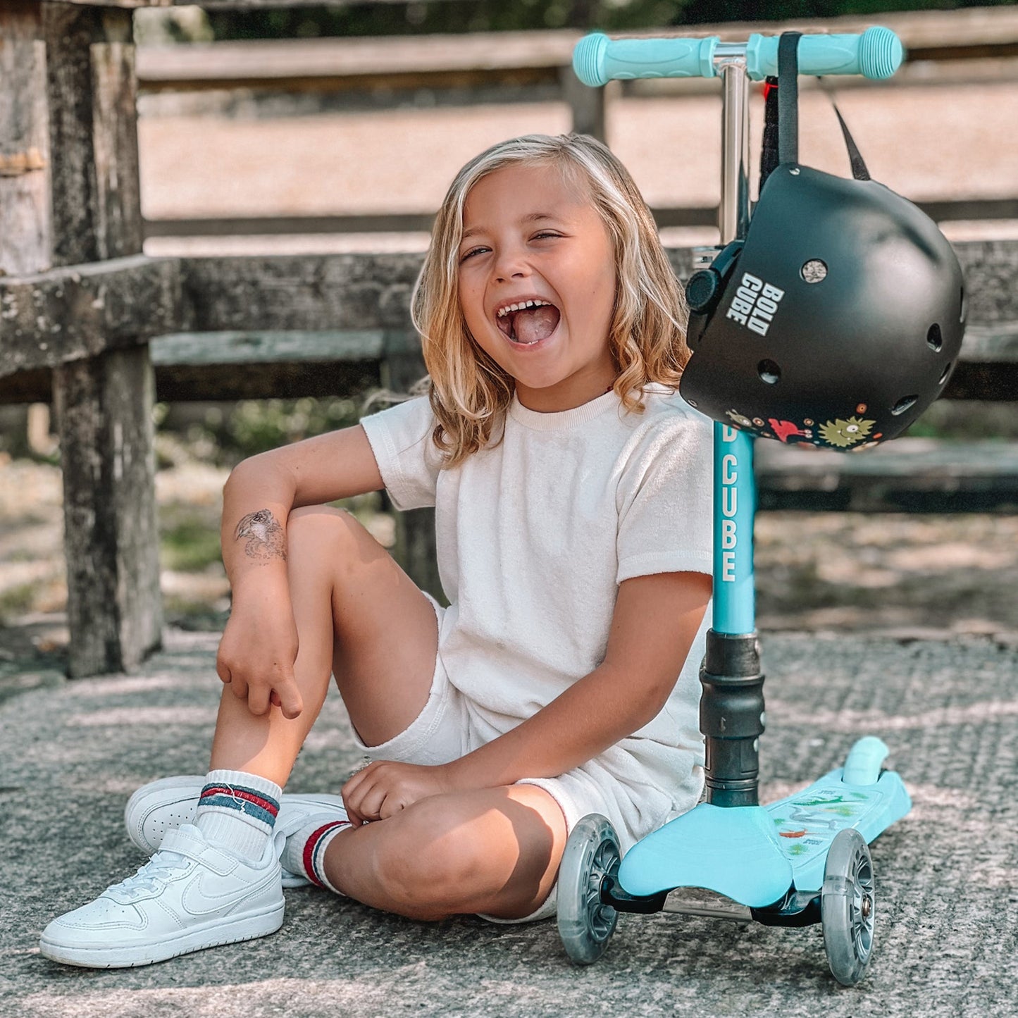 BOLDCUBE Dinosaur - Teeny Fold 3 Wheel Scooter