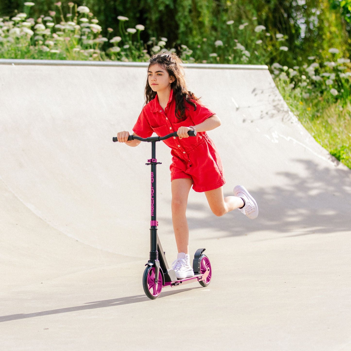 BOLDCUBE Magenta - Big 2 Wheel Scooter