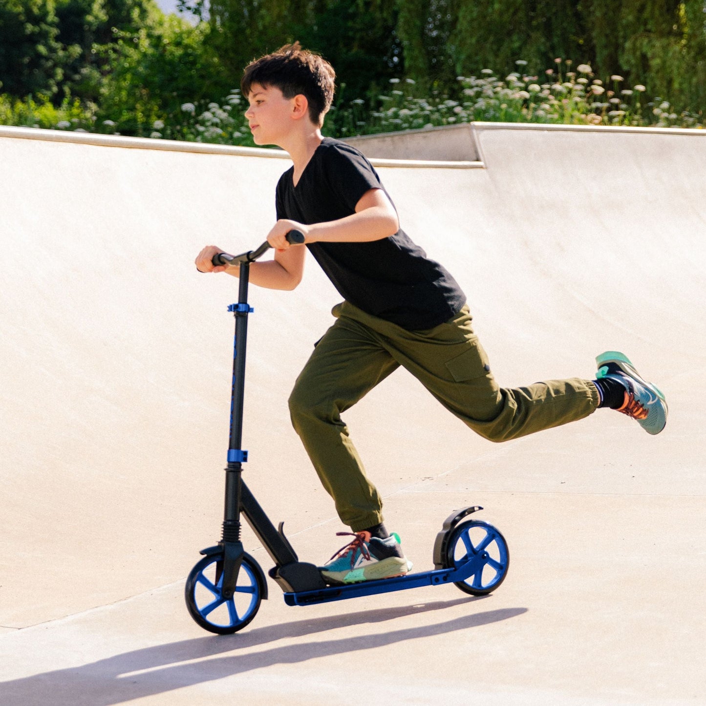 BOLDCUBE Deep Blue - Big 2 Wheel Scooter