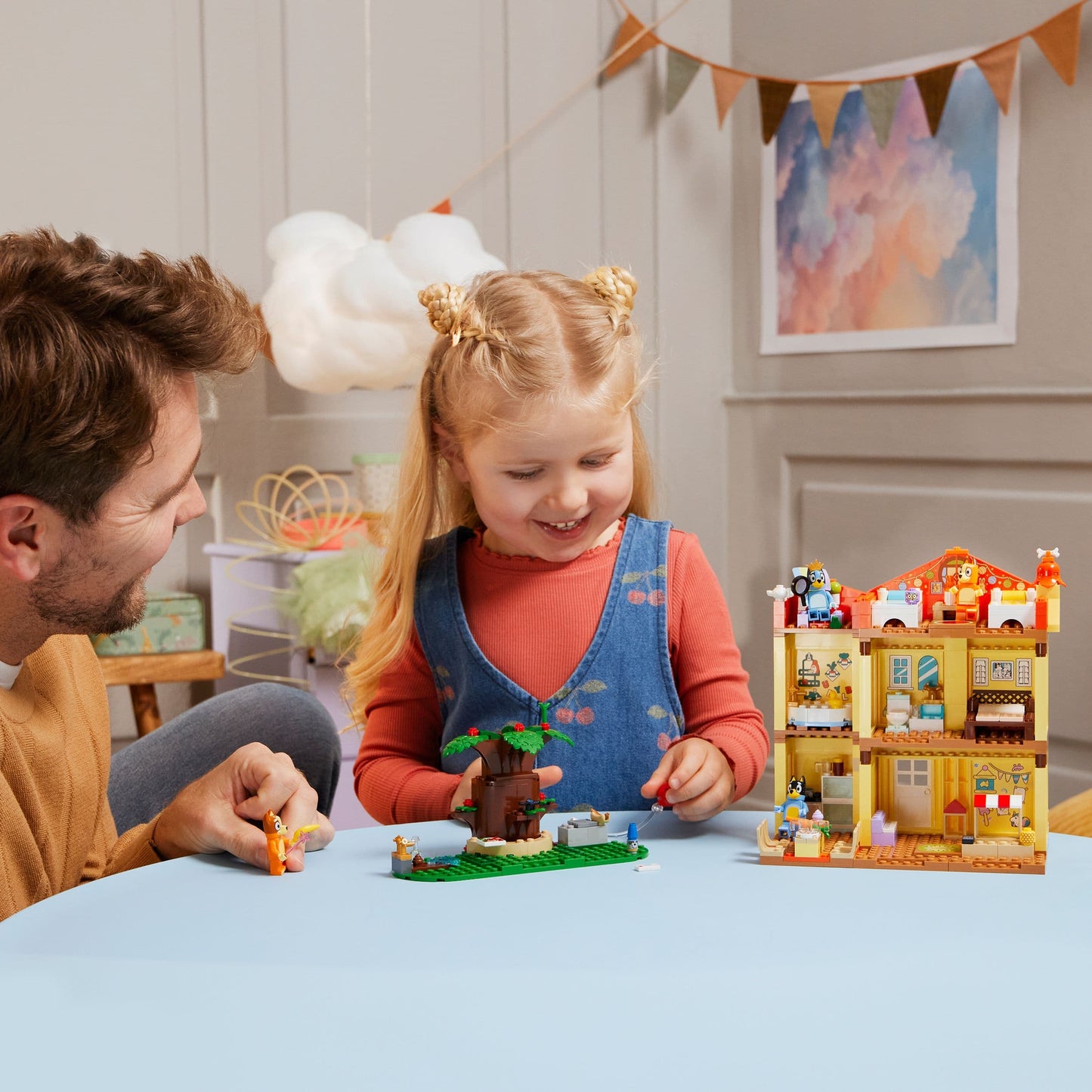 Lego Bluey 11203 Bluey's Family House Set for Children Aged 4 and Up