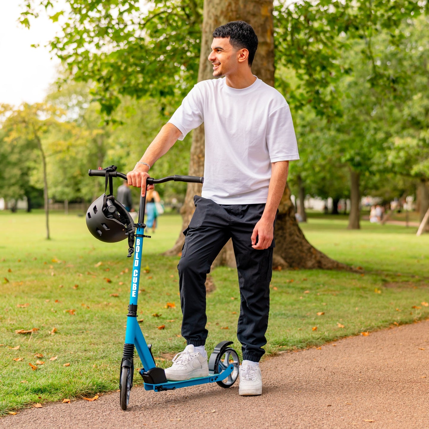 COLDCUBE Cyan - Big 2 Wheel Scooter