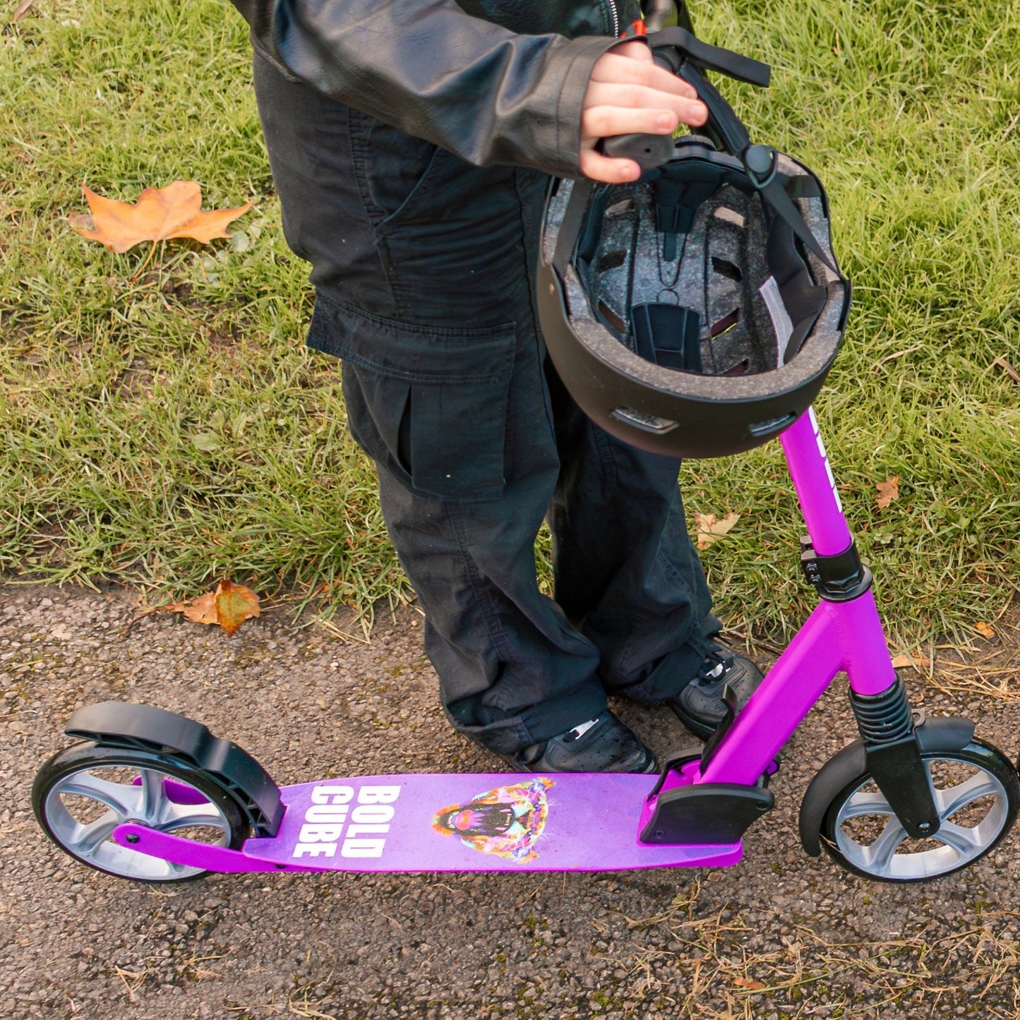 BOLDCUBE Purple- Big 2 Wheel Scooter