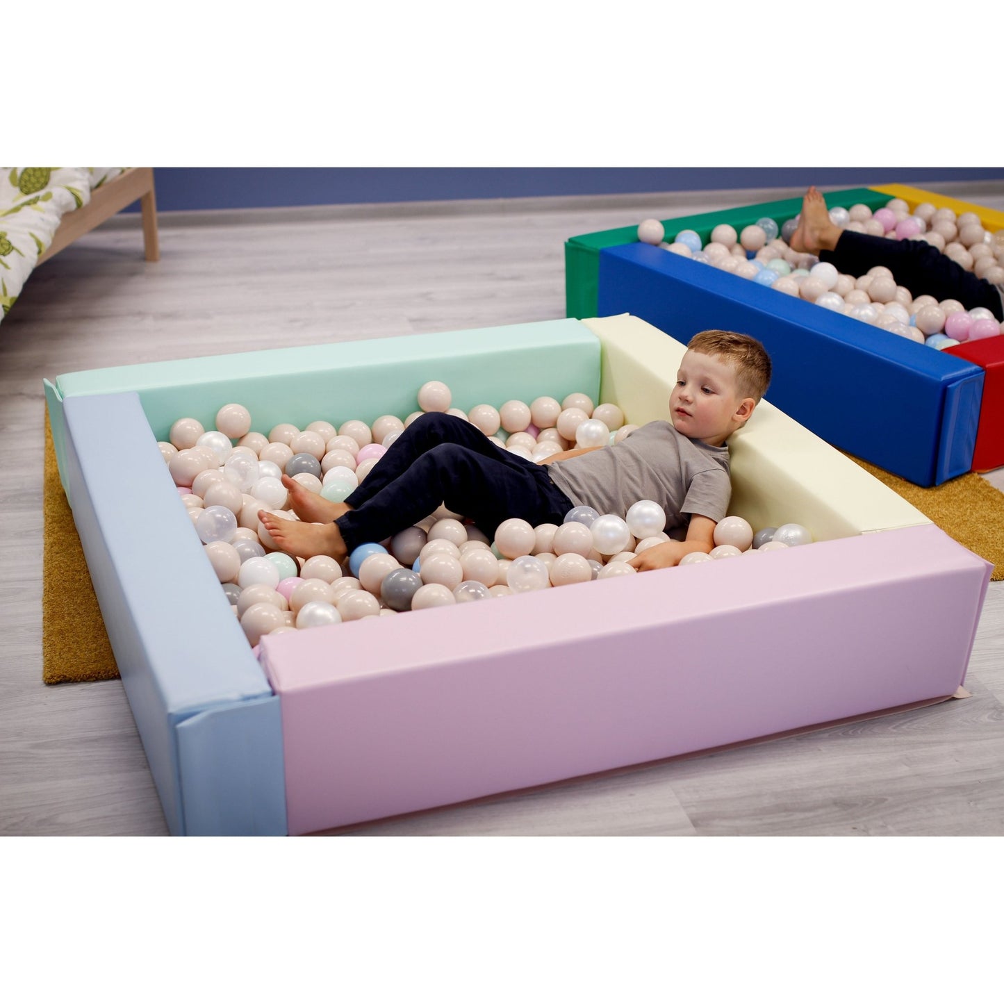 Iglu Soft Play Square Ball Pit - Heaven