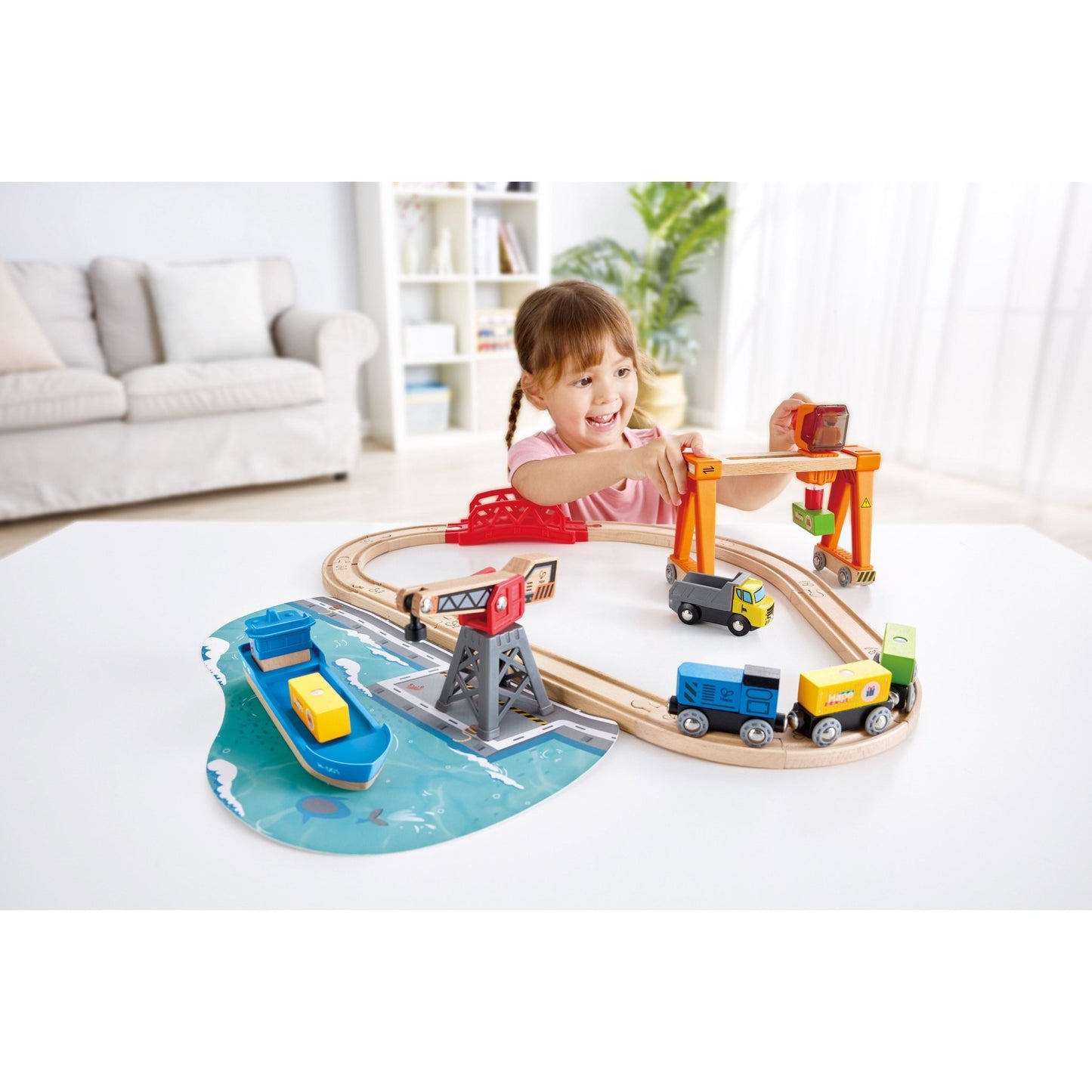 Hape Lift & Load Harbour Set