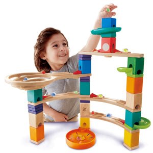 Hape Cliffhanger Playset