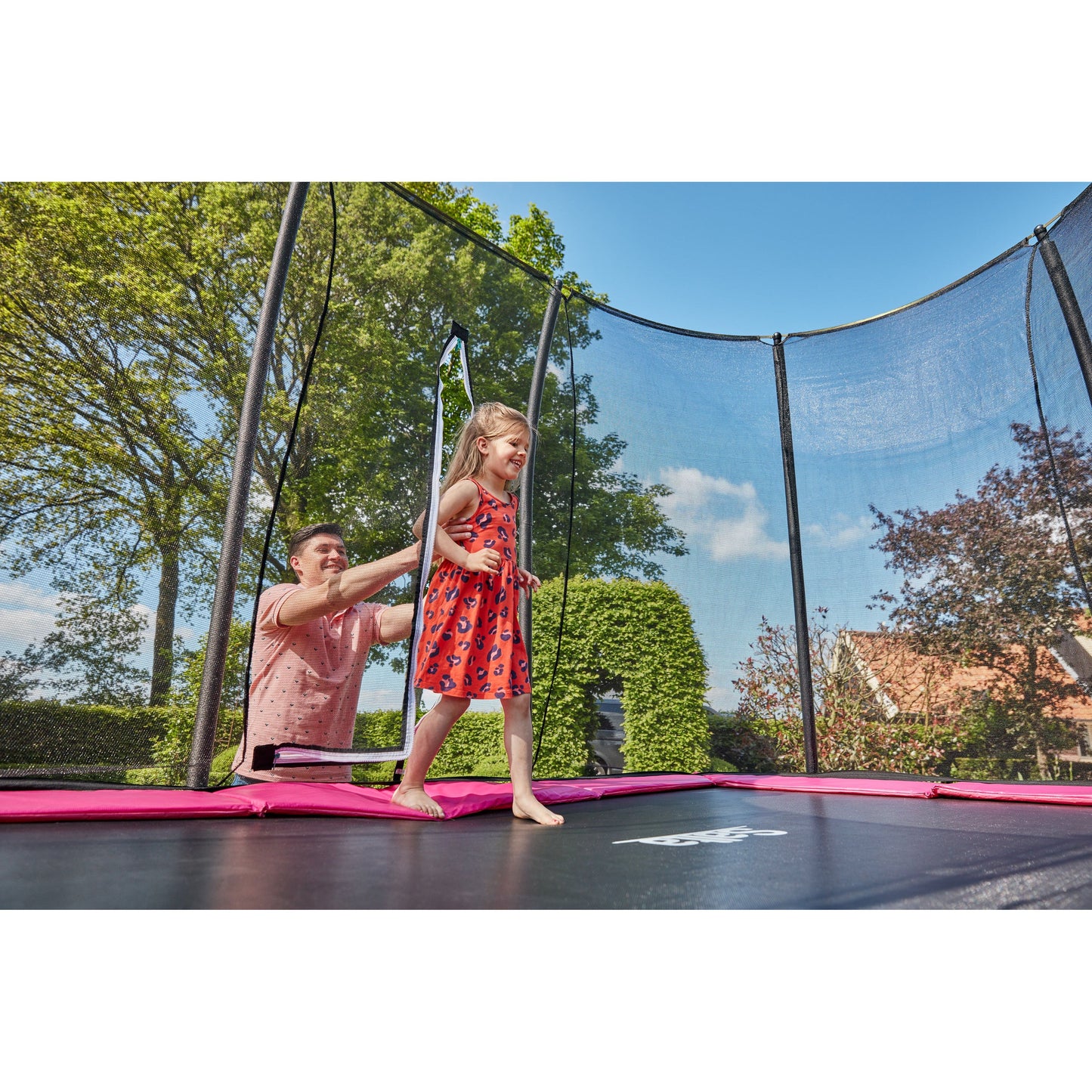 Salta Comfort Edition Round Trampoline With Enclosure