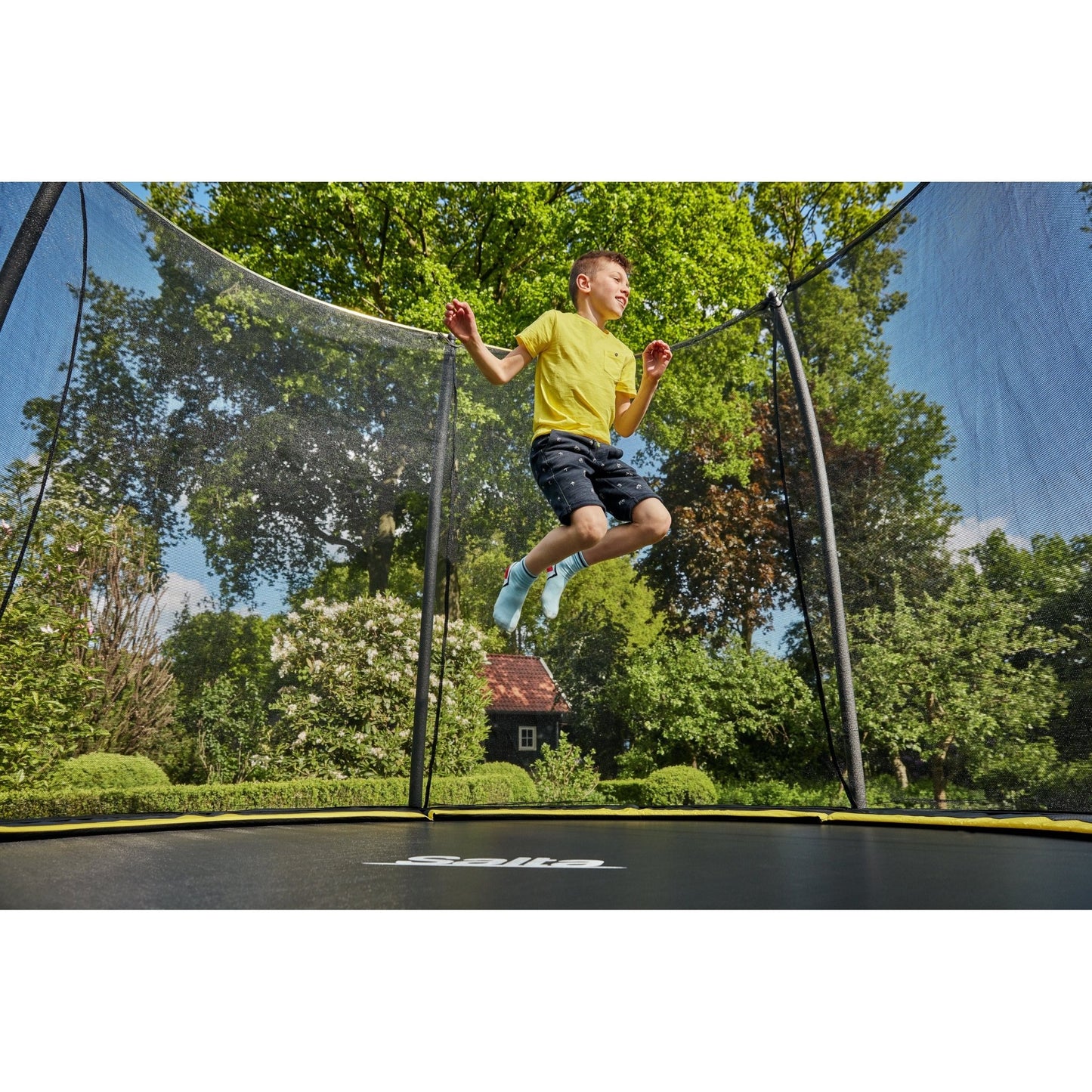 Salta Comfort Edition Round Trampoline With Enclosure