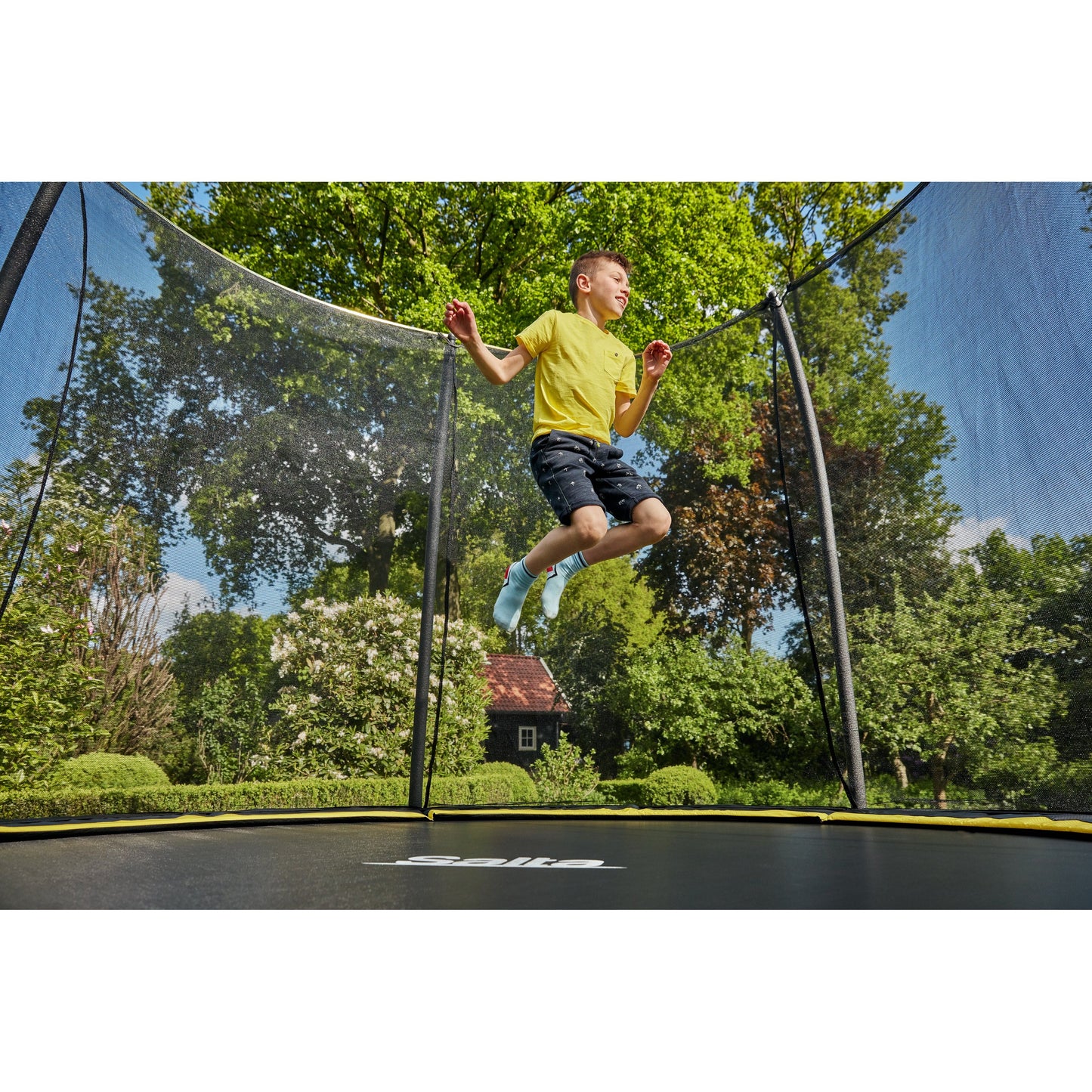 Salta Comfort Edition Round Trampoline With Enclosure