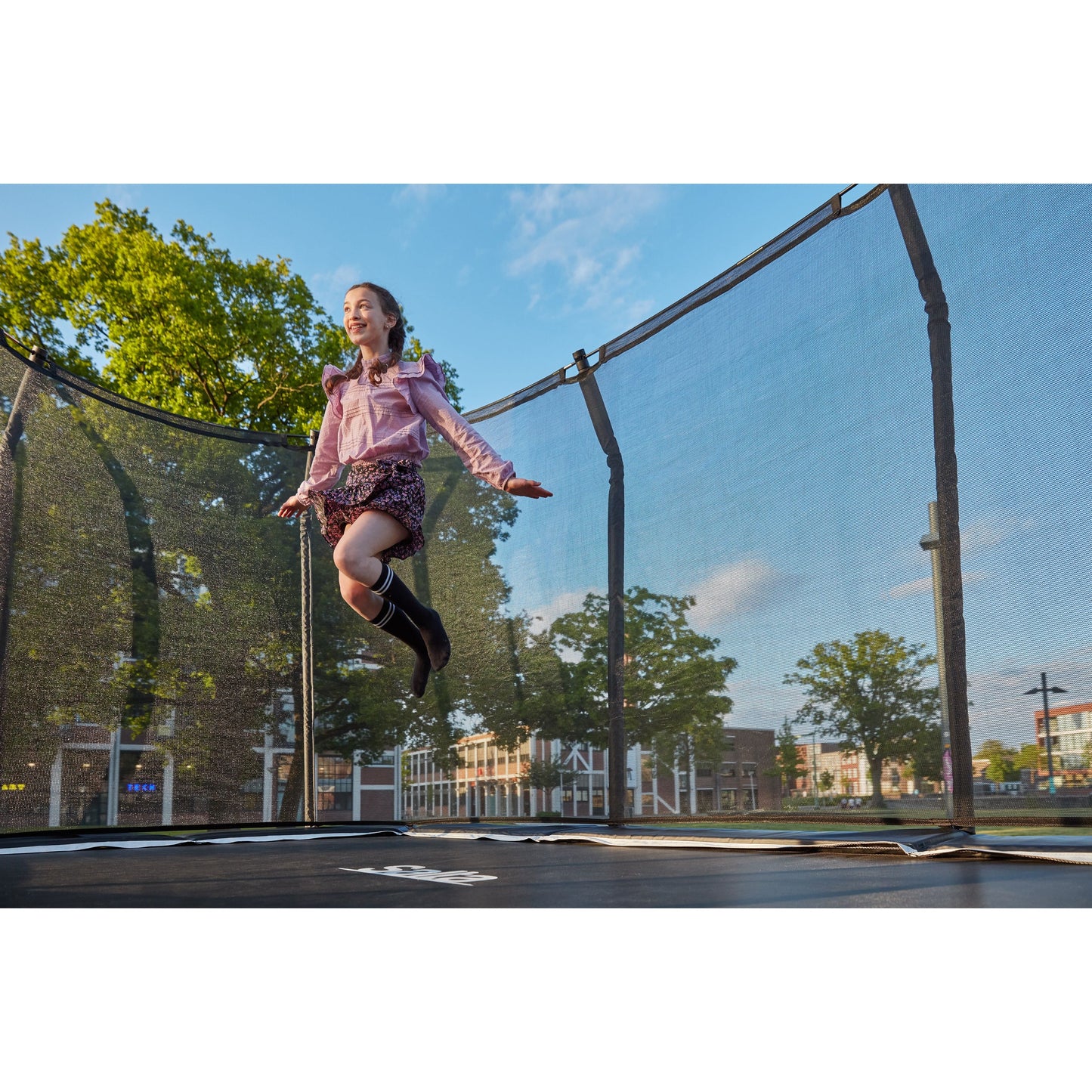 Salta Premium Black Edition Round Trampoline With Enclosure