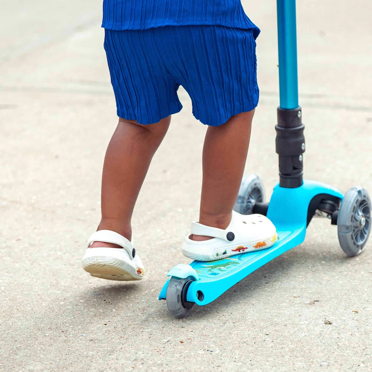 BOLDCUBE Dinosaur - Teeny Fold 3 Wheel Scooter