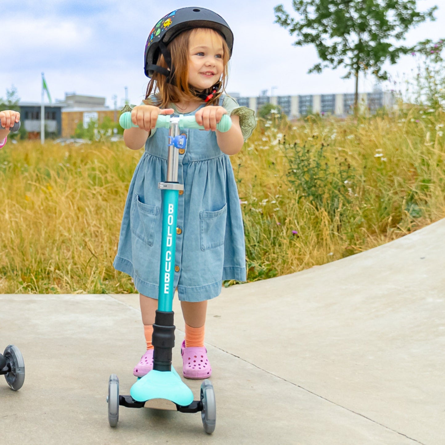 BOLDCUBE Ocean - Teeny Fold 3 Wheel Scooter