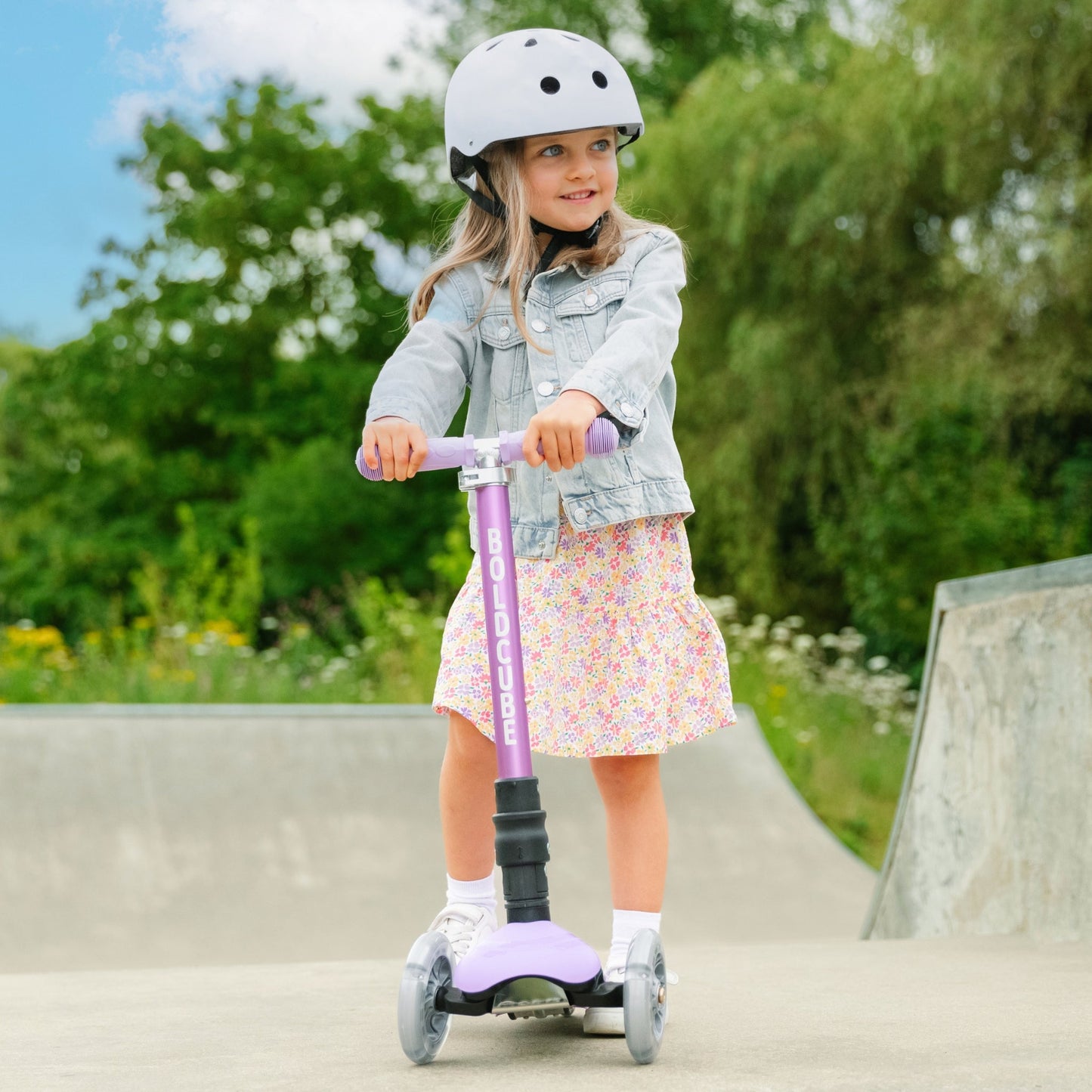 BOLDCUBE Unicorn - Teeny Fold 3 Wheel Scooter