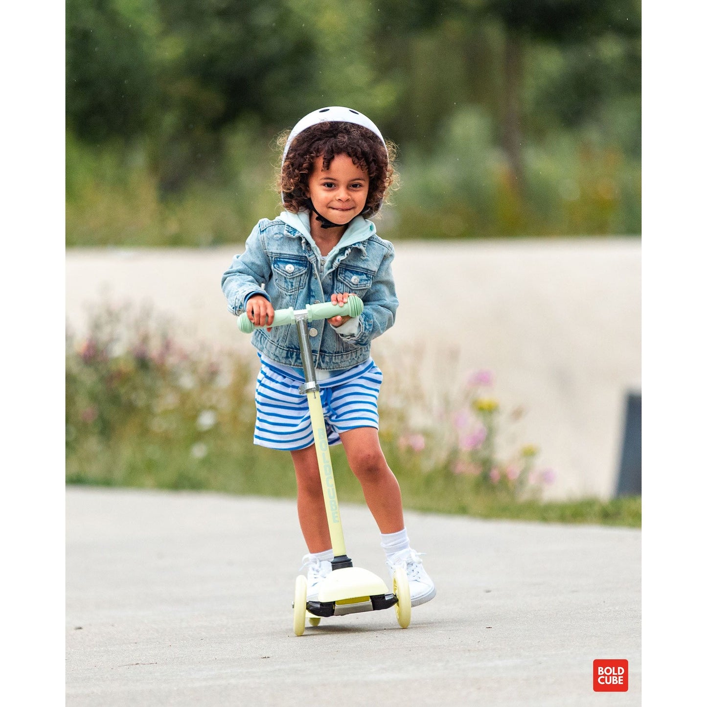 BOLDCUBE Lemon - Teeny 3 Wheel Scooter
