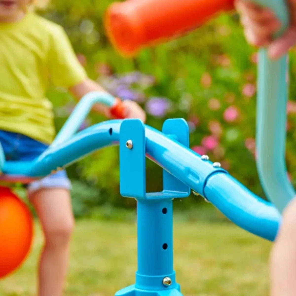 TP Spiro Hop Seesaw