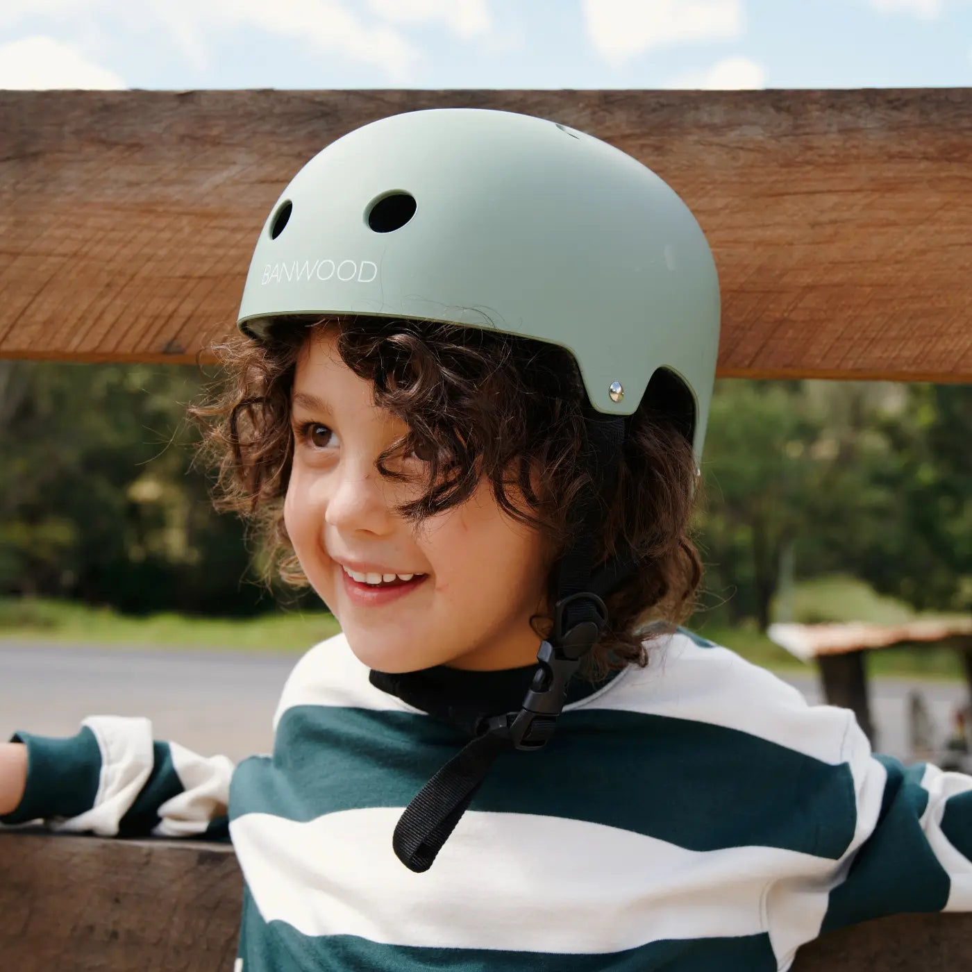 BANWOOD CLASSIC HELMET - MATTE FOREST