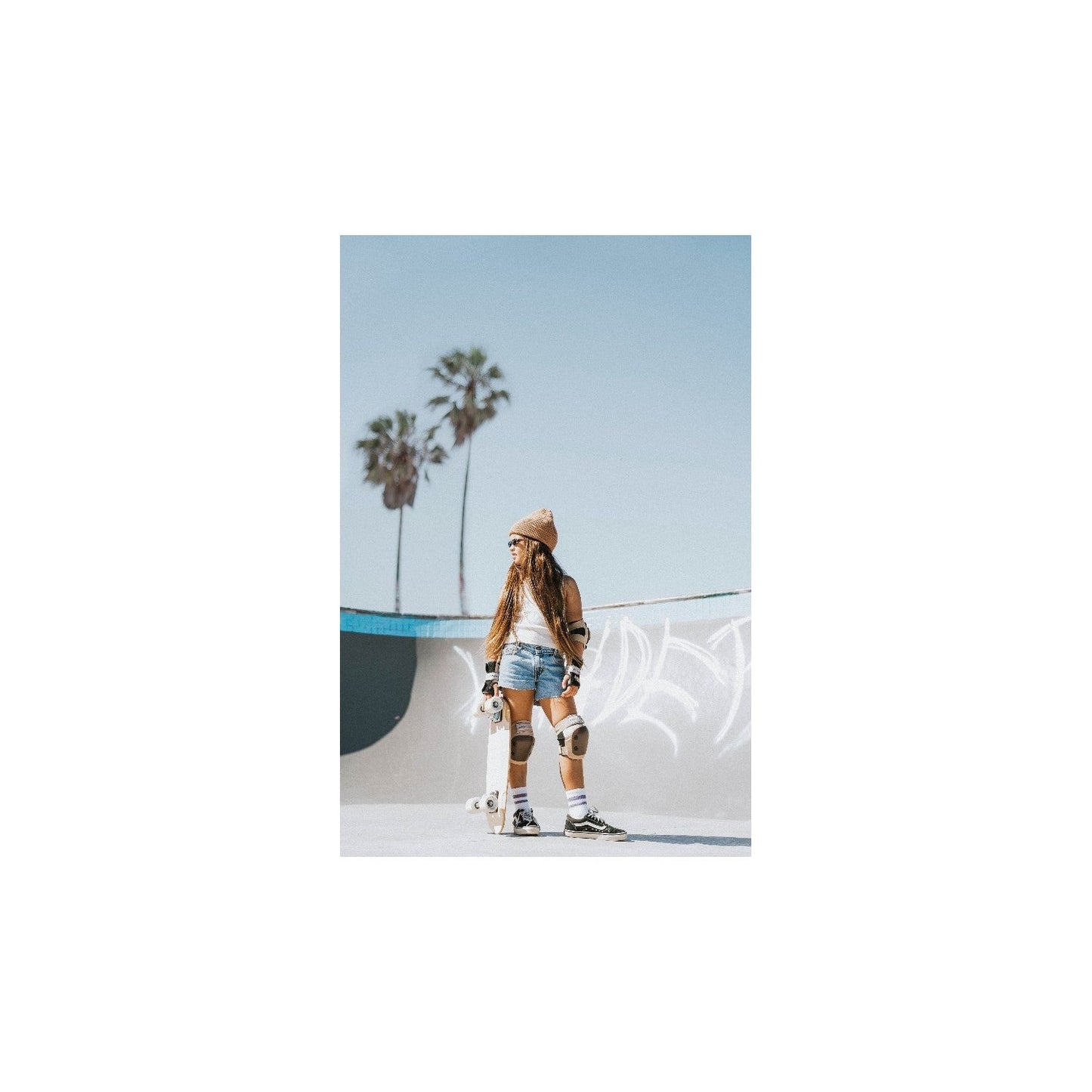 girl wearing Banwood Kids Protective Gear in skate park