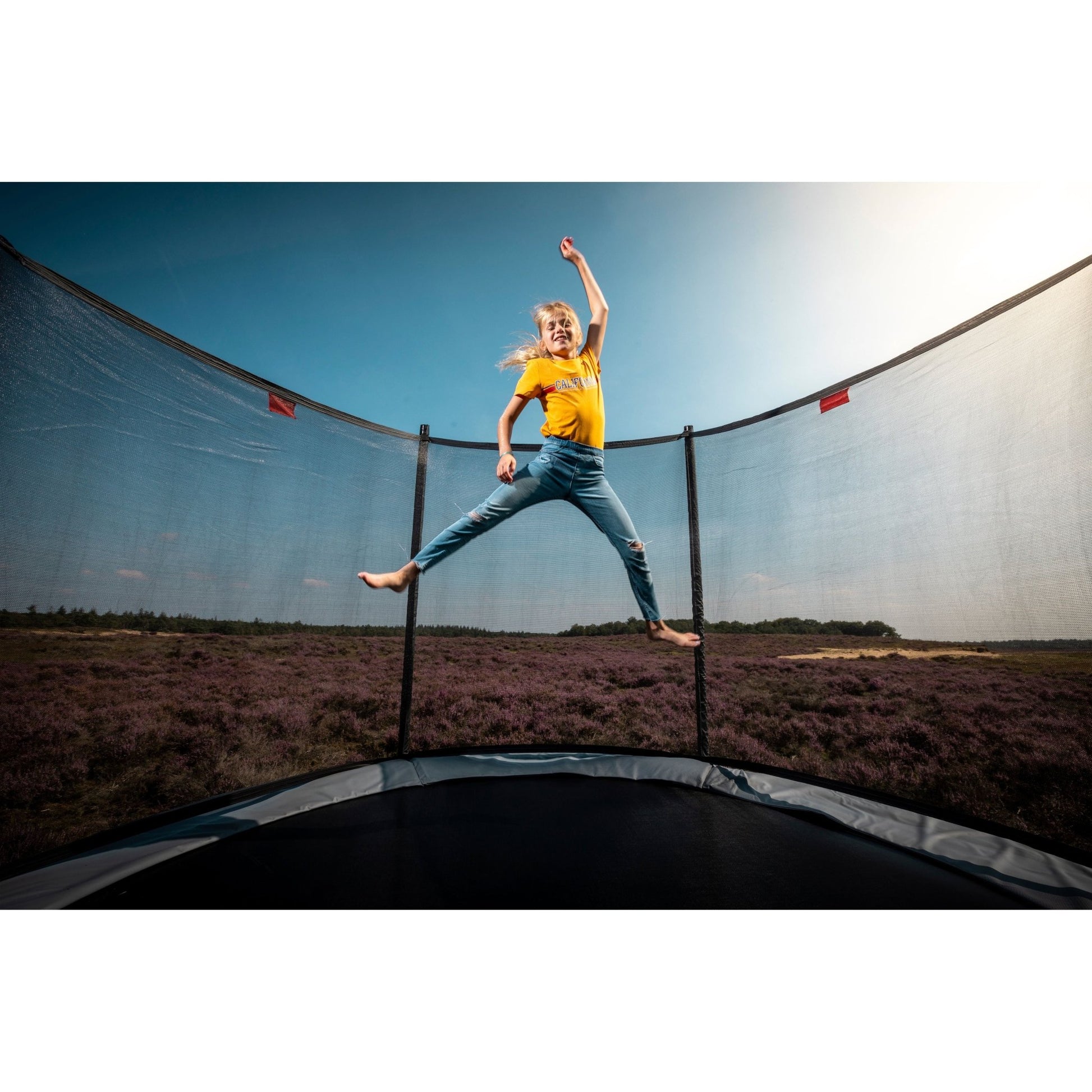 Berg Favorit Regular Trampoline - The Online Toy Shop - Round Trampoline - 11