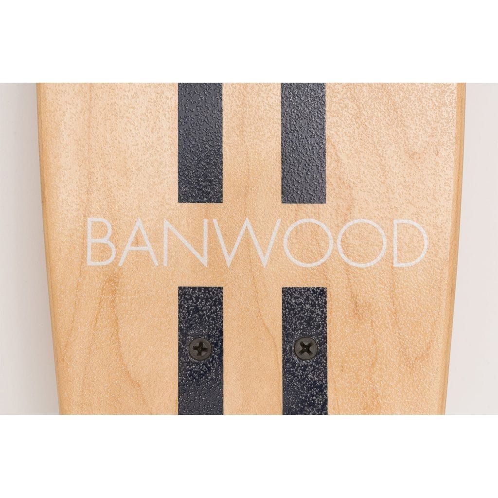 Banwood Kids Skateboard - Navy logo close up