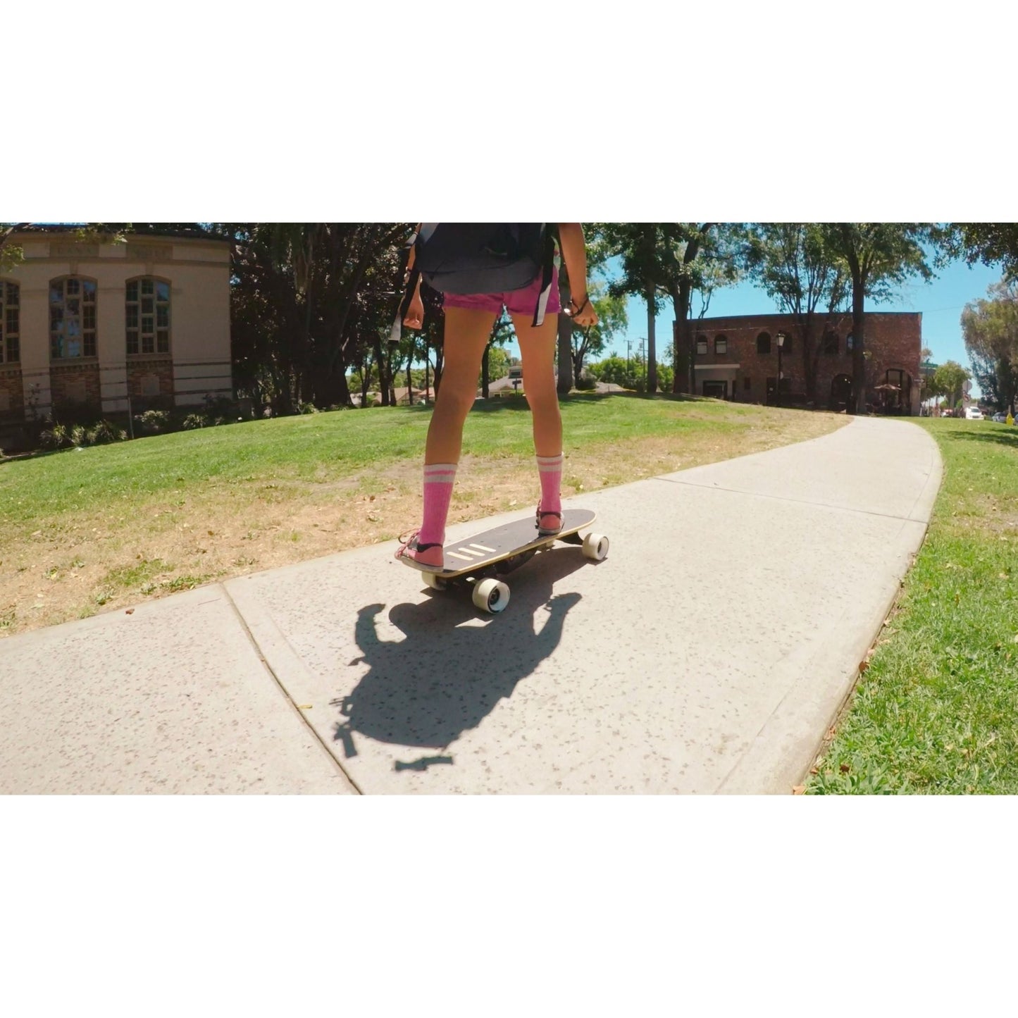 Razor X-Cruiser Electric Skateboard 22 Volt - The Online Toy Shop - Skateboard - 2