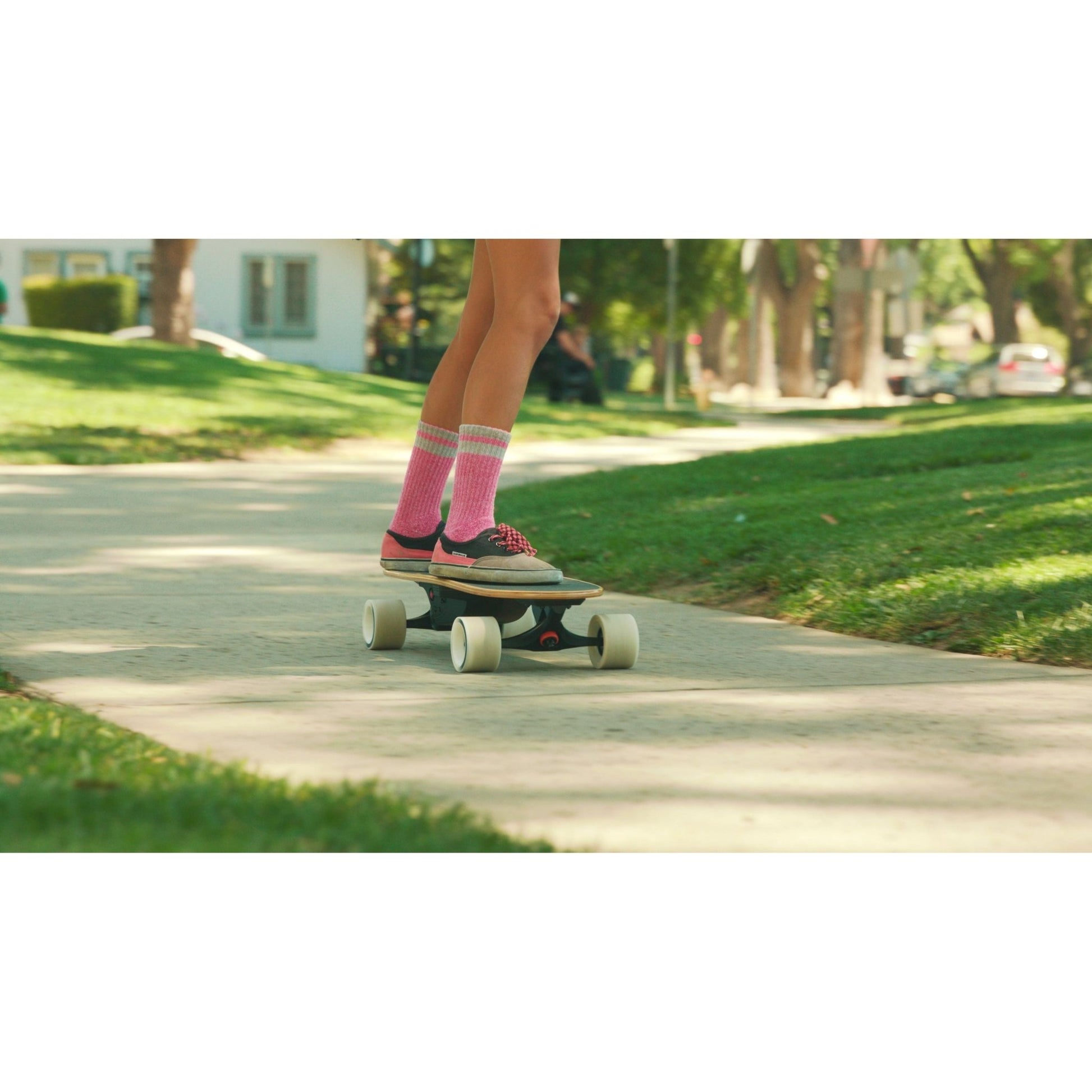 Razor X-Cruiser Electric Skateboard 22 Volt - The Online Toy Shop - Skateboard - 3